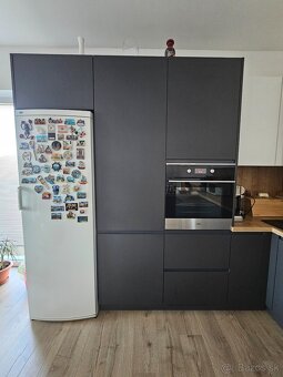 Na predaj moderný 4-izbový bungalov s presklenou terasou - 14
