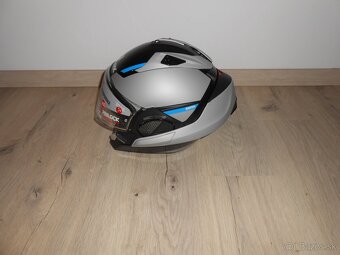 Predam krasnu novu moto prilbu znacky SHARK EVO GT SEAN - 14
