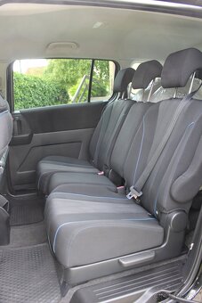 • MAZDA 5 1.8i, 85 kW, 6-st. manuál, 7-miest, r.v. 2011 • - 14