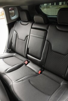 Jeep Compass 1.3 TURBO Night Eagle - 14