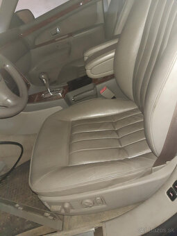 AUDI A8, S8 D2 - sedačky - 14