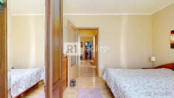 Luxusný, zariadený rodinný dom s garážou / Lodenica Piešťany - 14