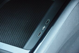 Škoda Scala 1.0 TSI 70 kw - odpočet DPH - 14