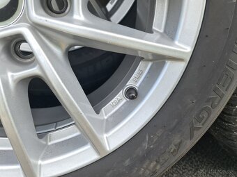 5X112 R16 + CELOREČNE (ZIMNY VZOR).215/60 R16 - 14