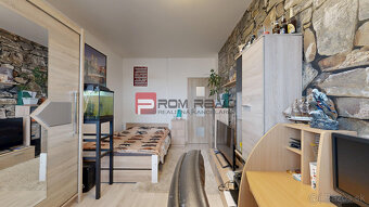 PREDAJ veľkého 3 izbového bytu - 14