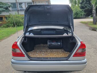 MERCEDES BENZ W202 C200  ROK-1994 - 14