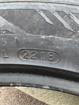 Zimné pneumatiky Hankook 235/45 R18 - 14