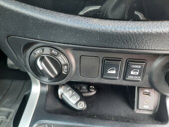 nissan navara 2,3d 120kw - 14