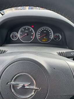 Vectra  combi1,9 cdti 88kw 1200 km dojazd - 14