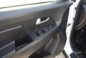 Kia Sportage 1,6GDi 99 kW MT6° - 14