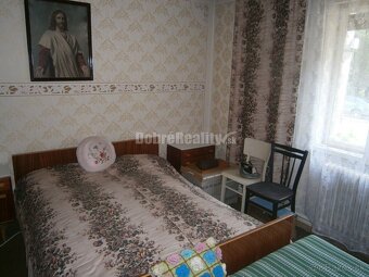 ZVÝHODNENÁ CENA  V rekreačnej obci Čechy rodinný dom na pre - 14