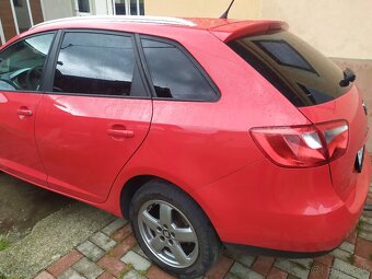 Predám Seat Ibiza ST 1,2 benzín - 14