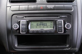 Volkswagen Polo 1,6 TDi 66 kW TRENDLINE - 14