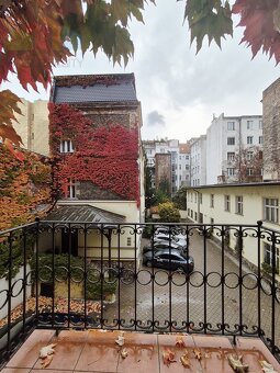 Na prenájom administratívny priestor, 137 m², Jakubovo nám., - 14