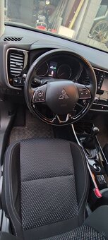 Mitsubishi Outlander - 14