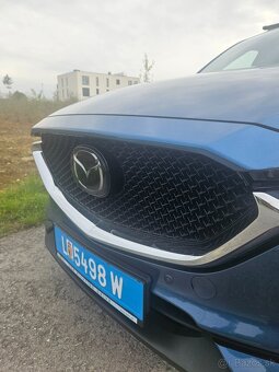 Mazda CX-5 2.5 Skyactiv-G194 Revolution TOP 4X4 ťažné TOP - 14