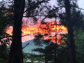 NA PREDAJ CELOROČNE OBÝVATEĽNÁ CHALUPA - 14