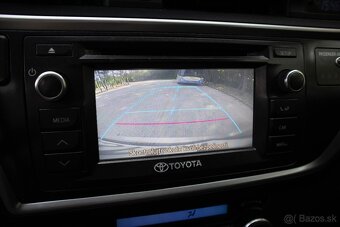 Toyota Auris Touring Sports 1.6 l Valvematic - 14