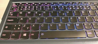Lenovo Legion 5, Asus ROG Ally - 14
