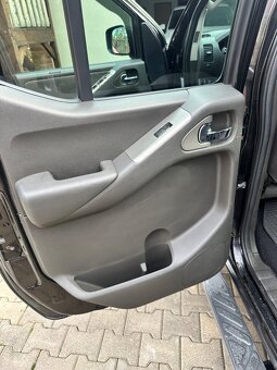 Nissan navara 40 d - 14