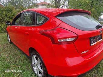 Ford Focus 1.0 EcoBoost 92kw. Rok: 2/2017 Palivo: benzín Ob - 14