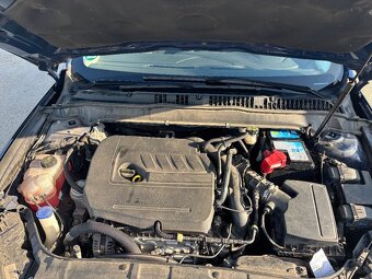 Ford Mondeo Combi 1.5 benzin - 14