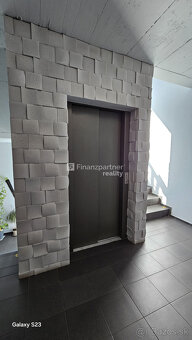 Moderný 2-izbový byt s perfektným výhľadom v Hamuliakove - 14