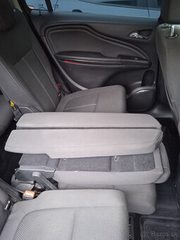 Opel zafira III turer 7miestne - 14