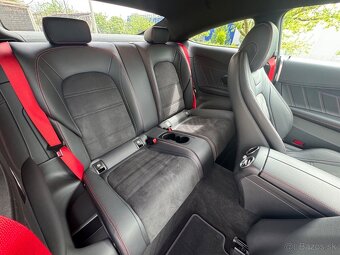 Mercedes-Benz C 300 Coupé AMG Line - 14