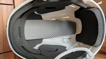 HOKEJOVÁ HELMA - 14