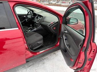 Ford Focus 1.6 EB 110kw TOP VÝBAVA - 14