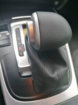 KOZENA RADIACA PAKA AUDI VOLIC AUTOMATU - 14