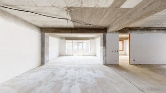 Exkluzívny holobyt v centre Trnavy – tvarujte si svoj luxus - 14