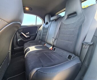 MERCEDES-BENZ A TRIEDA 180 D A/T - 14