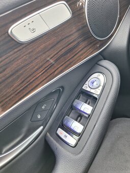 Mercedes GLC 200d 4MATIC rok 2021 - 14
