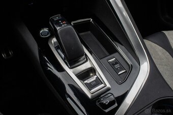 Peugeot 3008 1.6 Hybrid4 GT 300k e-EAT8 - 14