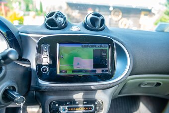 Predám Mercedes Smart fortwo coupe, benzín 66 kW, 6st.automa - 14