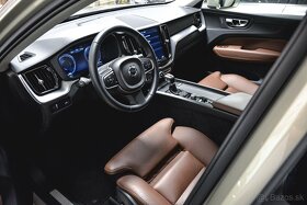 Volvo XC60 D4 Momentum Aut 1 MAJiTEL NAVI KŮŽE KAMERA - 14