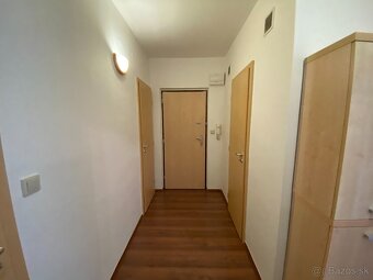 Dvojizbový byt s balkónom vo Zvolene na prenájom - 14