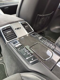Porsche Panamera GTS - 14
