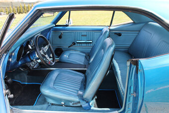 1967 Chevrolet Camaro 327 V8, manuál, vynikající stav - 14
