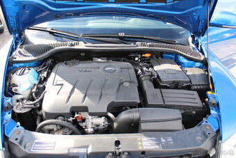 Škoda Octavia Combi 2.0 TDI CR DPF RS - 14