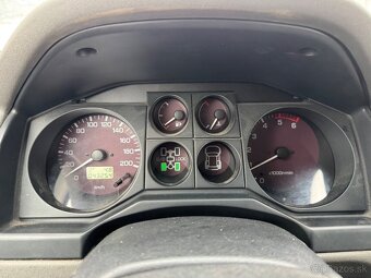 Mitsubishi Pajero 2.5 TD - 14