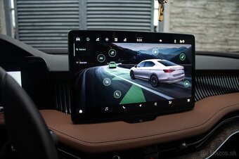 Škoda Superb 2.0 TDI SCR L&K DSG - 14