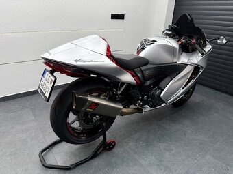 SUZUKI GSXR1300 HAYABUSA - 14