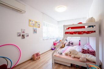 TUreality ponúka krásny a atraktívny 4i mezonet na... - 14