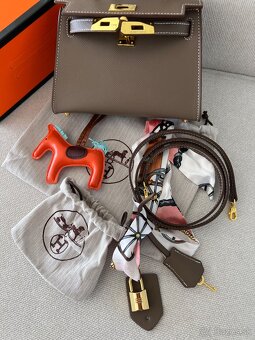 Hermes kelly mini kabelka khaki s krabicou - 14