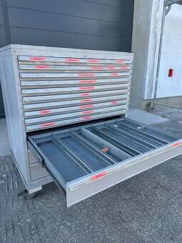 Skrina na naradie - 14