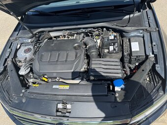 Volkswagen Passat Variant 2.0 TDI EVO Elegance DSG 2022 - 14