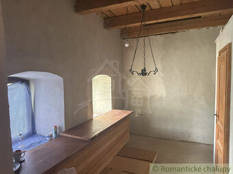 200-ročná kamenná chalupa v horách, obec Lipovec - 14